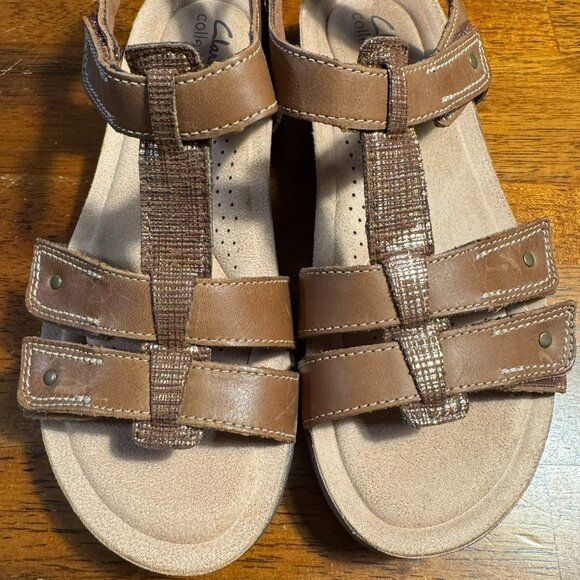 Clarks Collection April Cove Sandal in Bronze Metalic - Picture 3 of 12